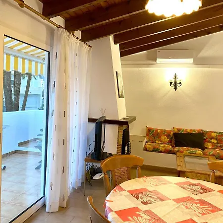 Playa Del Sol - Primera Linea دينايا