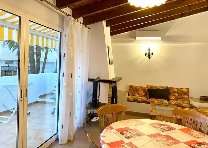 Playa Del Sol - Primera Linea دينايا